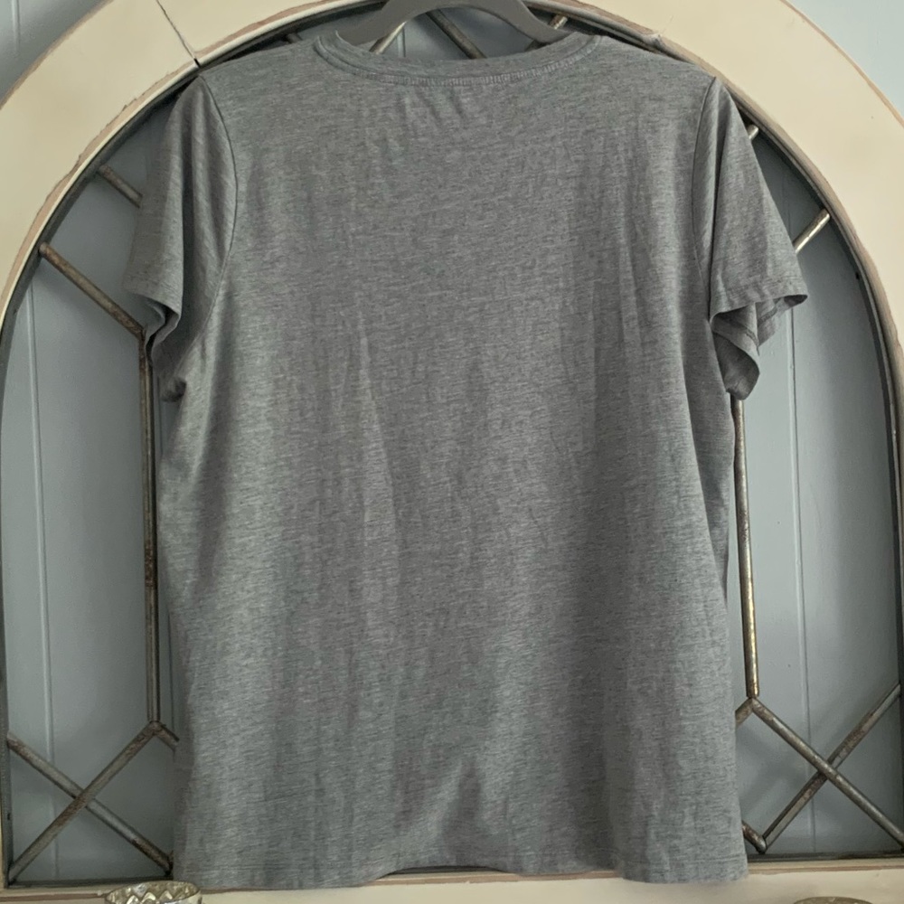 Set of 2 J Crew Cotton V-Neck T-Shirts, Large - Picture 5 of 11